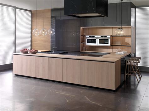 porcelanosa cabinets.